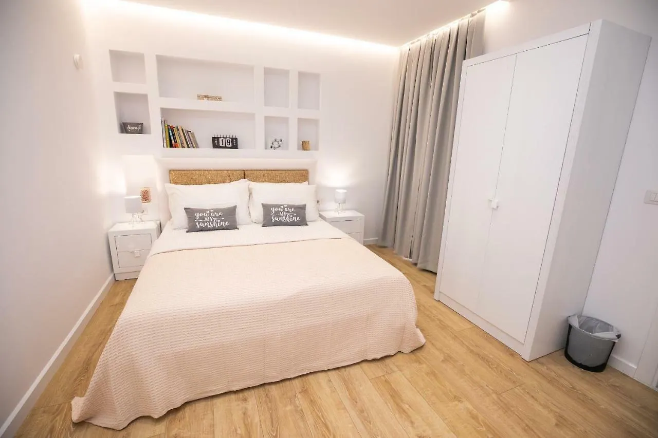 Hotel Elior Tirana 3*,