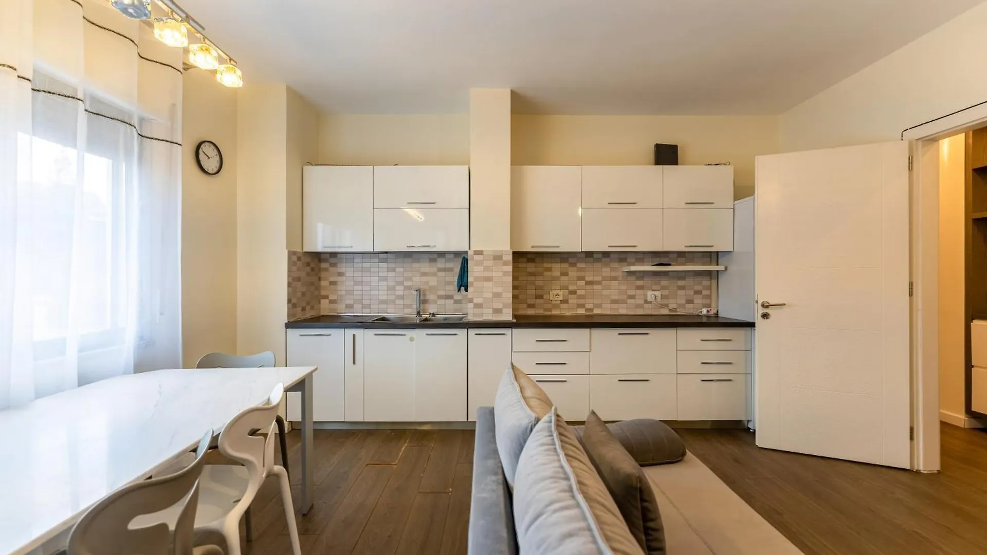 Hotel Elior Tirana